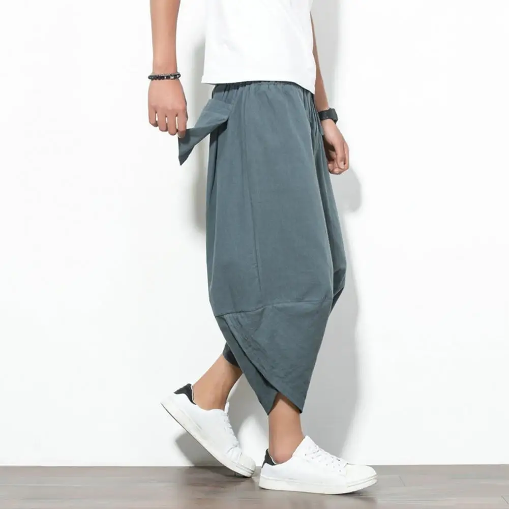 

Men Elastic Waist Pants Japanese Style Mid-calf Harem Trousers with Deep Crotch Multi Pockets for Casual Daily Wear Men's Loose