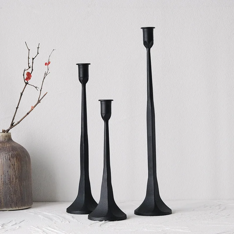 

Black cast iron candle holders, living room home decorations, high foot candle holders, homestay decoration decorations