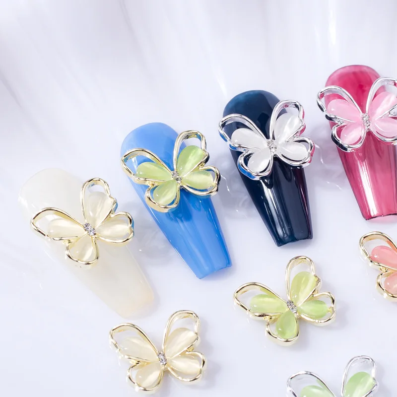 10 قطعة/الوحدة الفاخرة سحر فراشة لنصائح الديكور سبائك الذهب والفضة حجر الراين المعادن مجوهرات أظافر أجزاء لشخصيات مانيكير