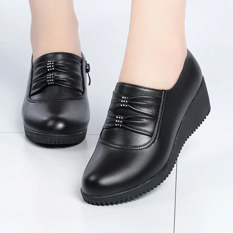 2024 Spring Mom Black PU Leather Flats comfortable Slip-on Women's Loafers Black Wedges Sneakers Woman Granny Ballet Flats