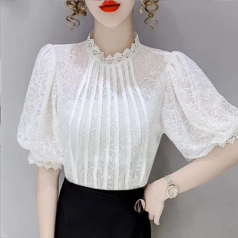 

2023 New Summer Fashion Lace Collar Open Thread Splice Age Reducing Bubble Sleeve Top Commuter Simple Women's Solid Color Shirt