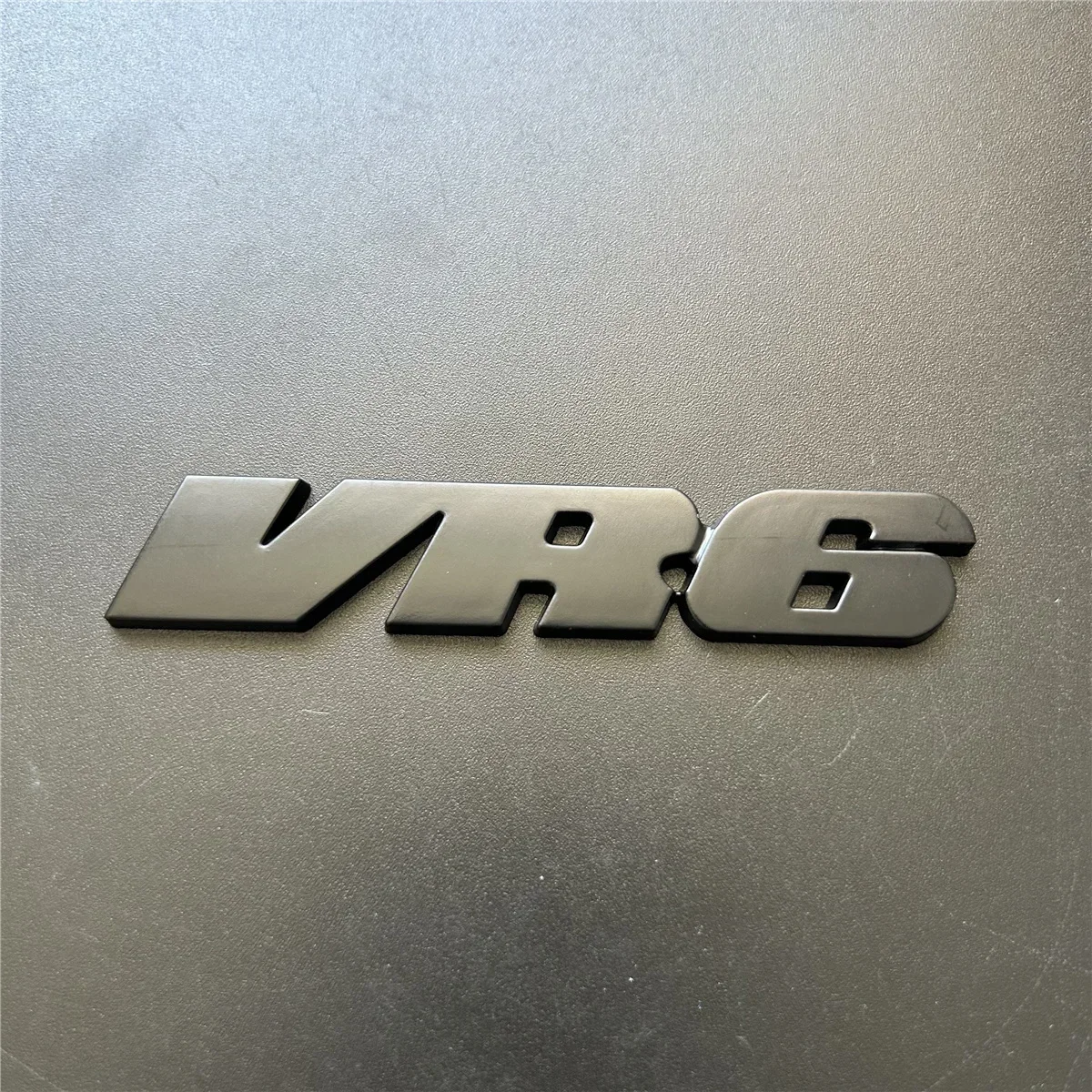 Car Styling 3D VR6 Metal Chrome Zinc Alloy Emblem Body Badge Sticker for Volkswagen Golf R32 Passat CC R36 GT Touareg Phaeton