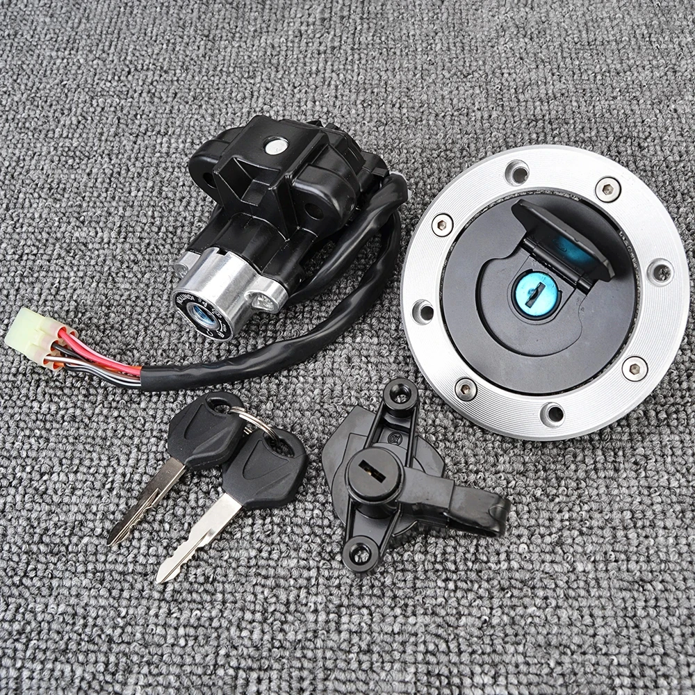 

Motorcycle Locking Fuel Gas Tank Cap Cover W/ 2 Keys For Suzuki GSXR 600 700 GSXR1000 Katana 600 GSX-600F RF-400 GK78A RF-900