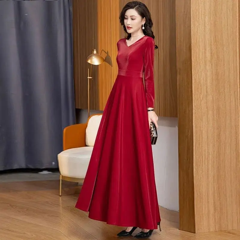 2024 Newest Fashion Autumn Velvet Maxi Dress Women Winter Long Party Dress Ladies A Line Velour Elegant Dress for Women V213