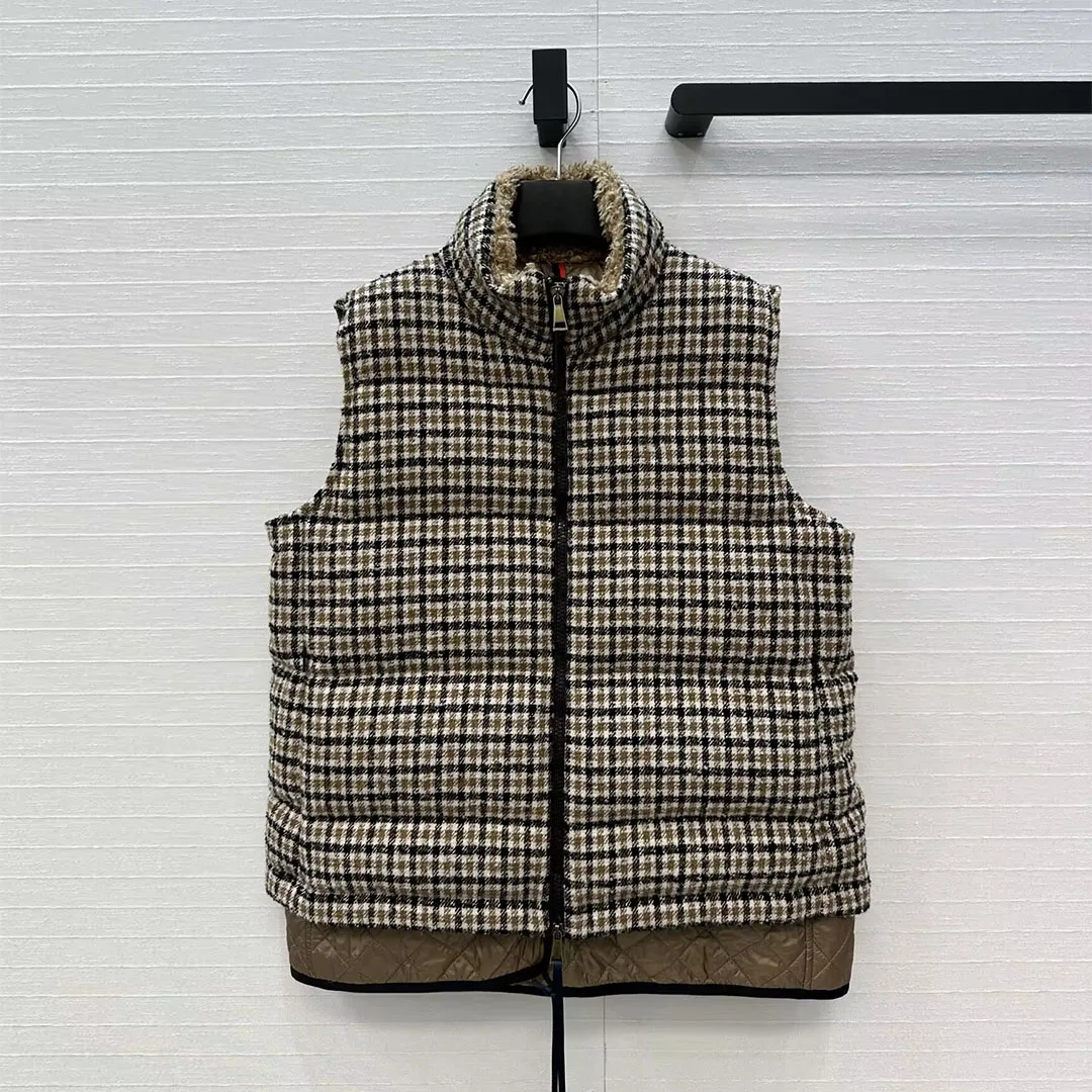 2025 Nuovo inverno caldo piumino d'oca giacca da donna in lana modello scozzese in pile dolcevita senza maniche giacca gilet allentato casual