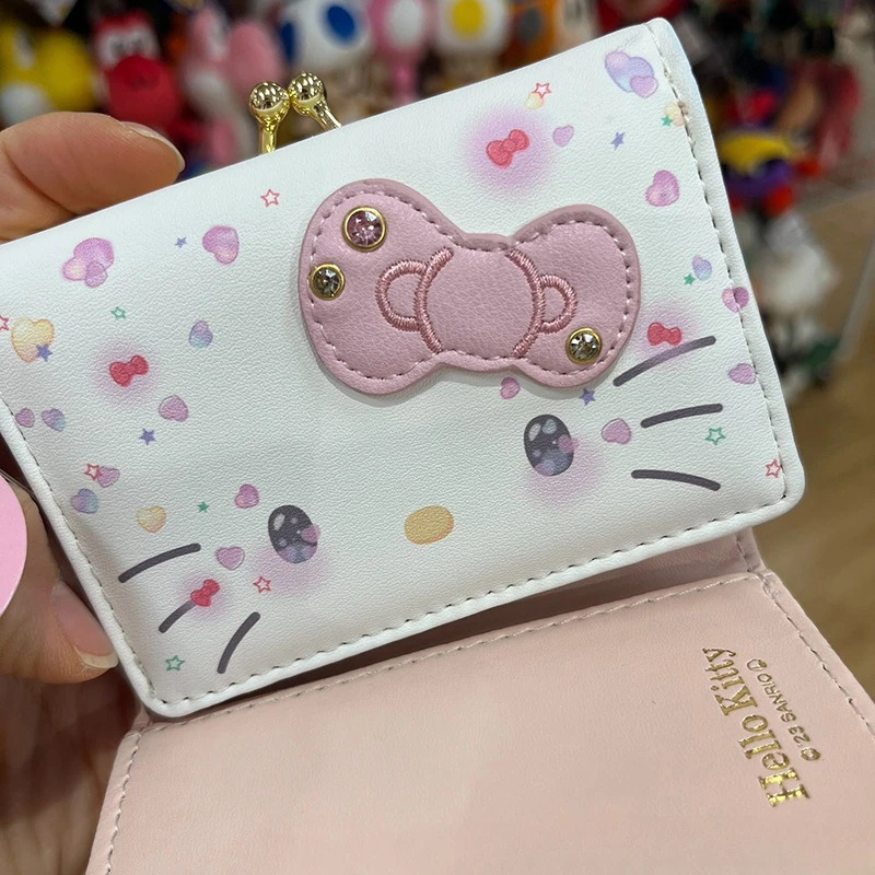 Sanrio กระเป๋าสตางค์ลาย Hello Kitty, กระเป๋า50TH ฉลองครบรอบปีกระเป๋าหนัง PU แฟชั่นลำลองกระเป๋าใส่บัตรน่ารัก kado ulang tahun