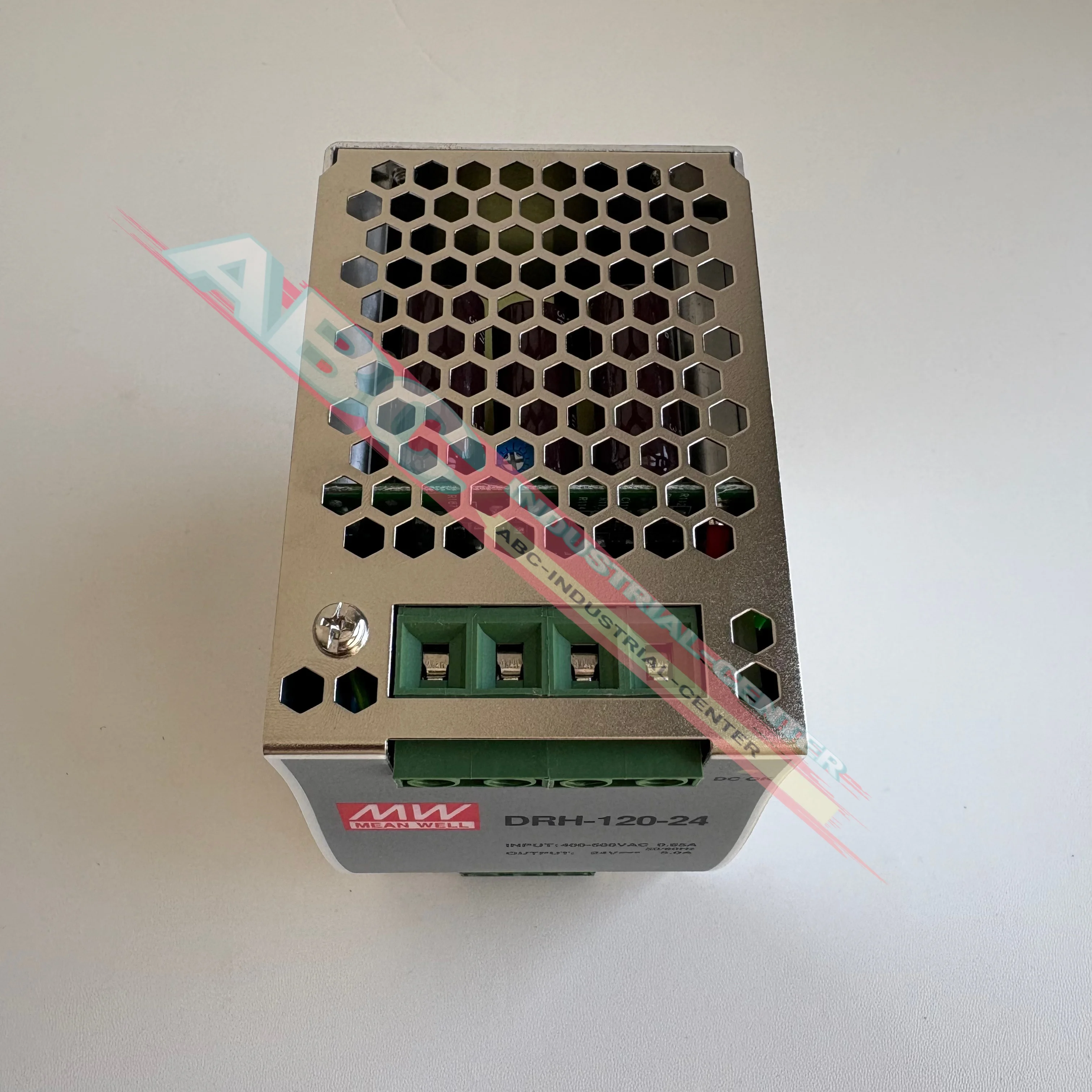 

Новый в коробке импульсный источник питания DRH-120-24