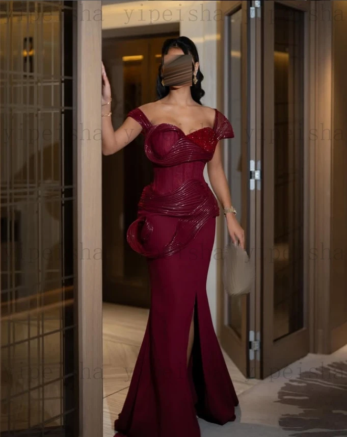 カスタマイズされた恋人フォーマルイブニングドレスプリーツバックレスビーズサイドスリットマーメイドウエディングドレススイープトレインロングパーティードレス