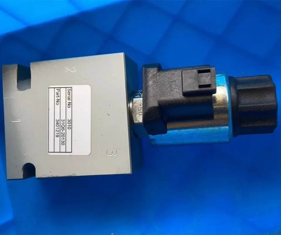 31Q6-20130 31Q6-20131 EPPR Valve-Breaker for R210LC-9 R180LC-9 R290LC-9 Excavator Valve