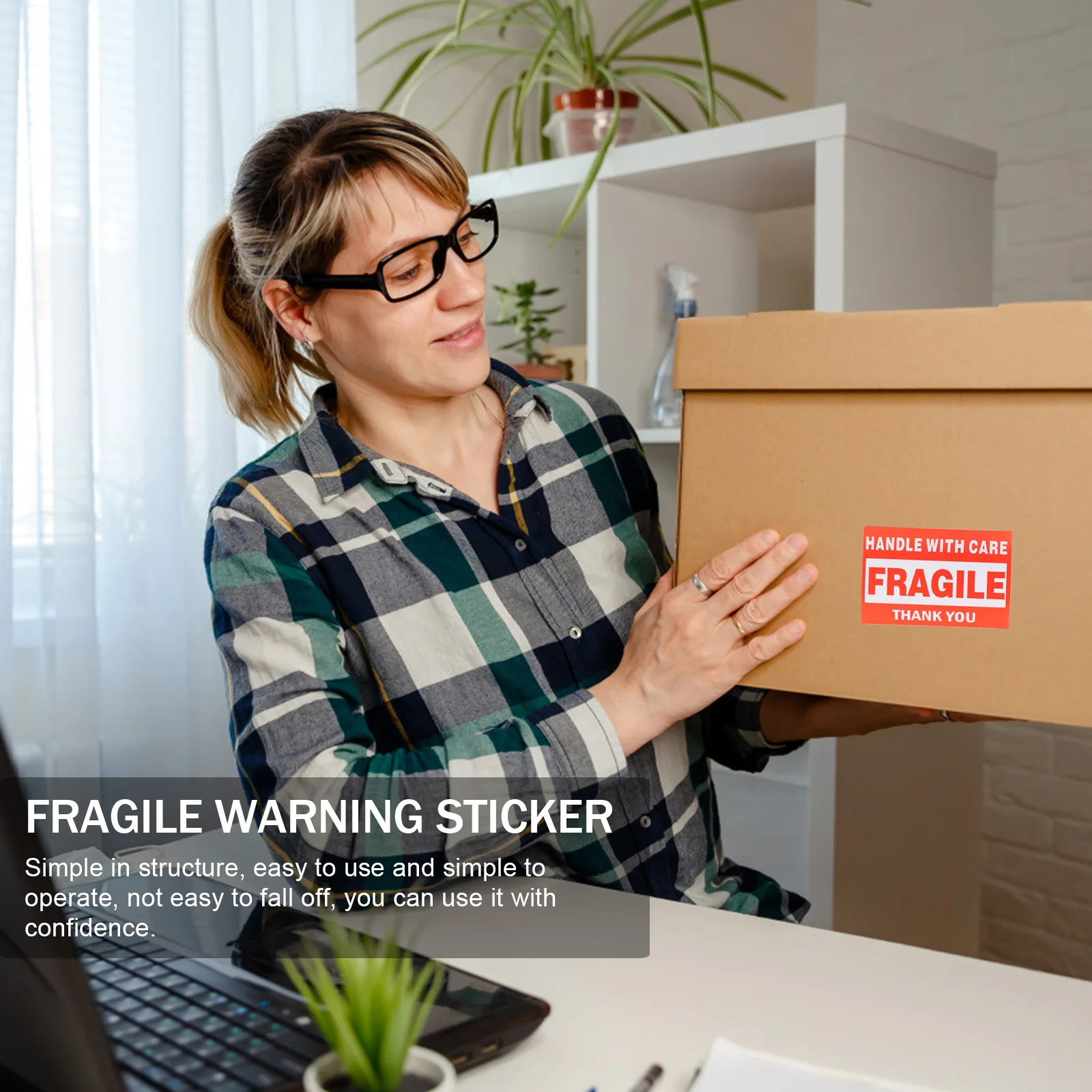 

1 Roll Fragile Warning Stickers Handle Care Shipping Caution Labels Adhesive Fragile Package Warning Sticker