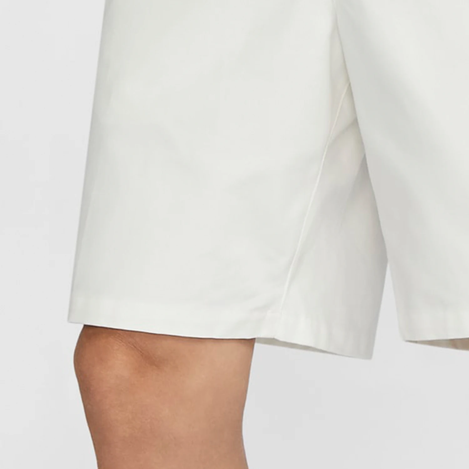 ナイキ公式正規品 2024 新作 メンズ ウーブン カジュアル スポーツウェア ショーツ FZ5773-133