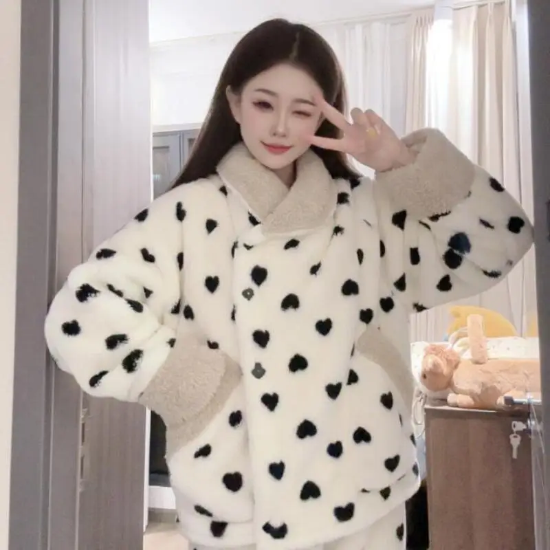 

Утепленная пижама из кораллового флиса для женщин: осенне-зимний комплект домашней одежды в клетку из фланели с воротником-стойкой и длинными рукавами