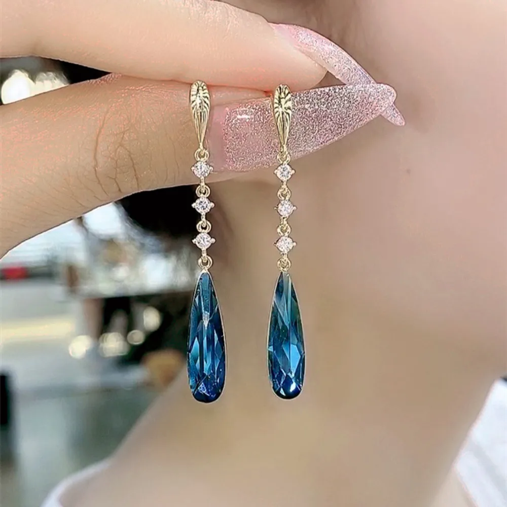 Trendy Shiny Blue Crystal Dangle Earrings For Women Fashion Simple Water Drop Pendant Earring Girl Party Wedding Jewelry Gifts