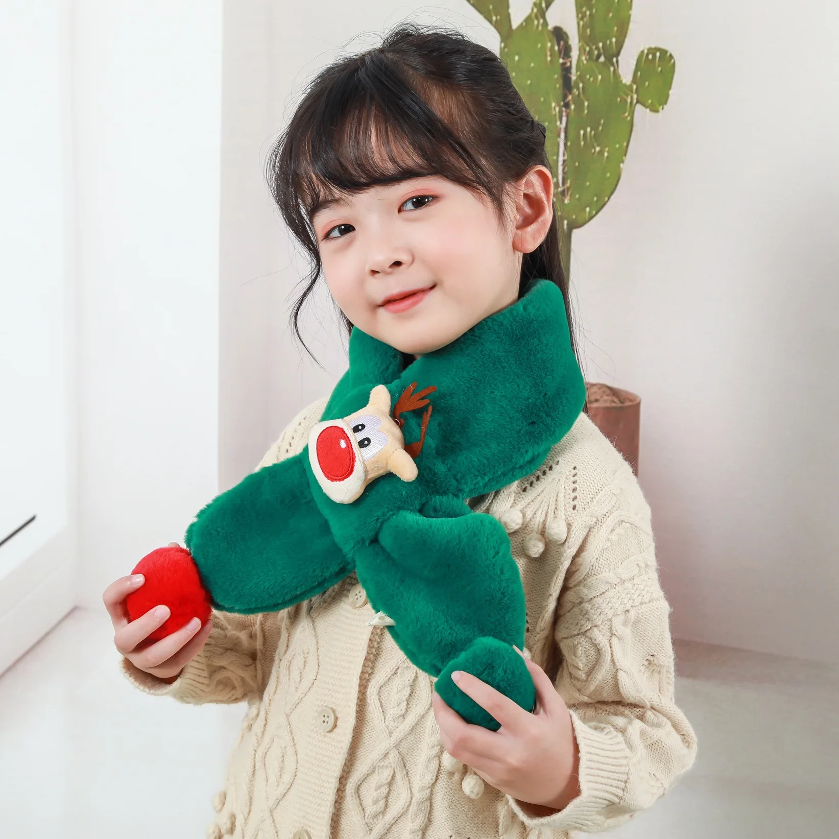 Plush Animal Scarf with Cute Deer Design Soft Warm Winter Accessory with Fur Ball for Children Outdoor Use Christmas Gift