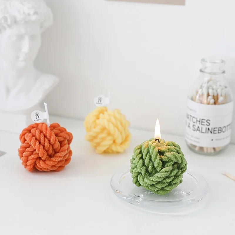 Ins Japanese Small Wool Ball Fragrance Candle Home Romance Decoration Ornament Birthday Gift Creative Handmade Fragrance Candle