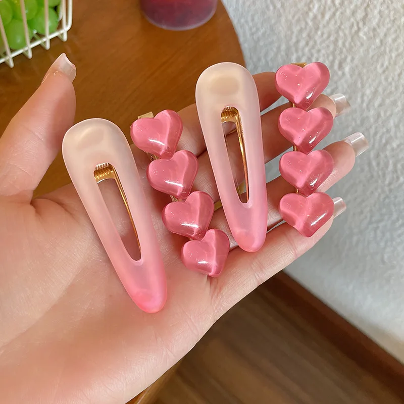 

2pcs Set Pink love hairpin Gradient Love Heart Jelly Duckbill Clip Set For Girl Hairclip Side Clip Barrettes Hair Accessories