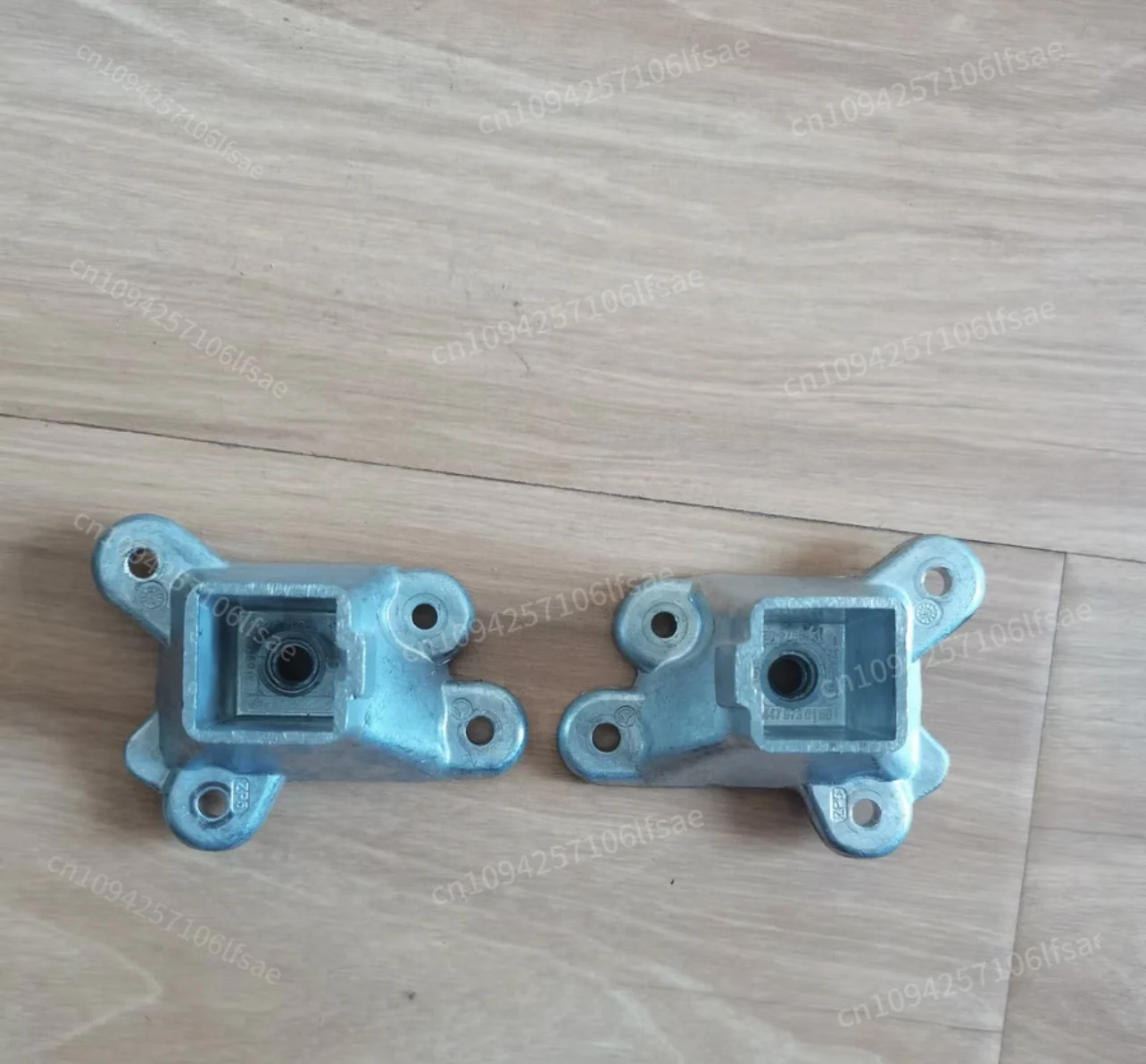 

Fujian Mercedes-Benz New Vito V260 armrest, Mercedes-Benz V-class vitoV-class seat armrest bracket, base