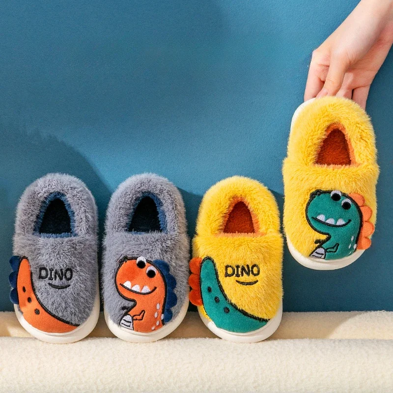 Winter Warm Children‘s House Slippers Kids Dinosaur Print Plush Indoor Shoes Non-Slip Soft Plush Slipper for Boys Girls