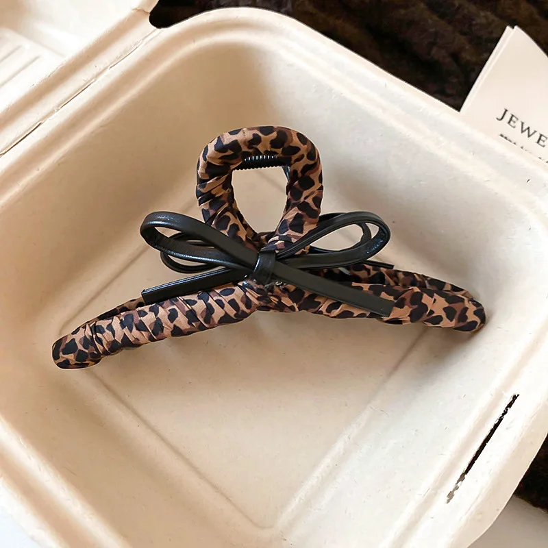 Leopard Print Artificial Leather Bow Grab Clip Hairpin Back Head Hair Shark Clip Personality Sweet Cool Wind Accessories Woman