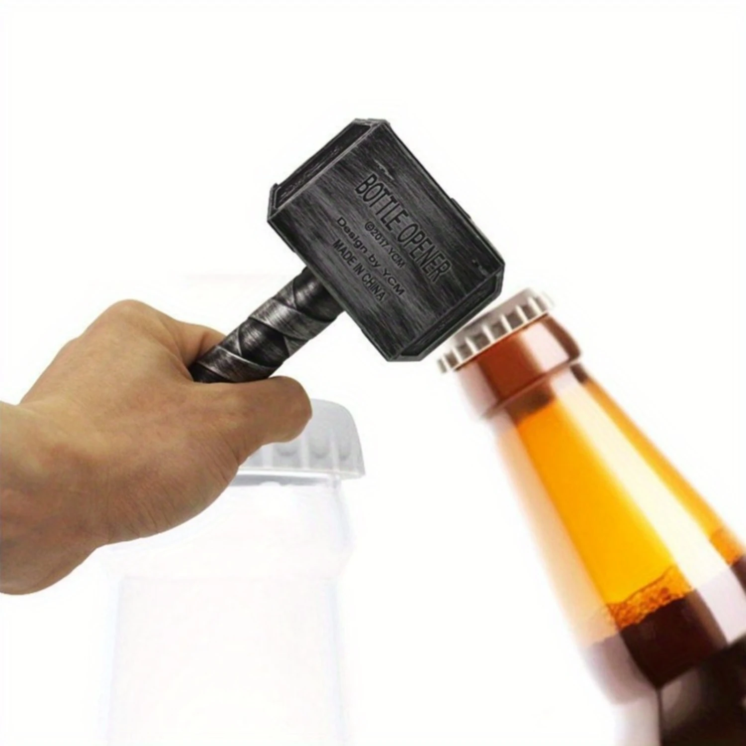 1PC Hammer Shaped Beer Bottle Opener - Vintage 's Mjolnir Plastic Bottle Opener for Summer Drinks