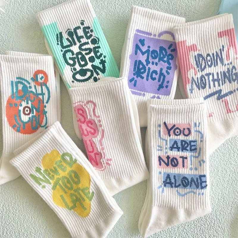 

5 Pairs Summer Mid Tube Autumn Style Fashionable Versatile Casual Comfortable Student Sports Mid Tube Letter White Long Socks