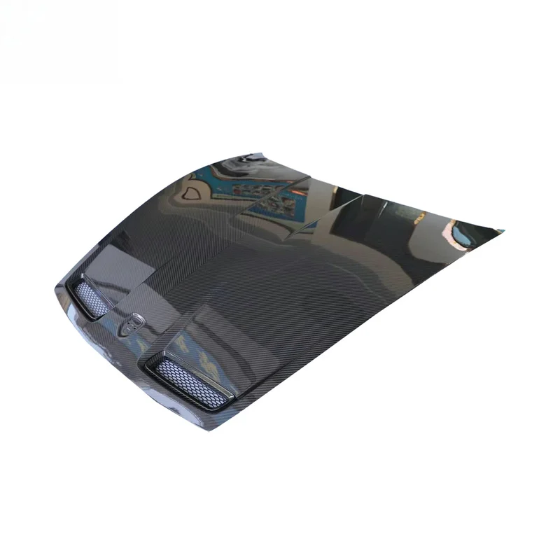 High Quality Dry Carbon Fiber Engine Hood Bonnet Fit 992 Auto Modification Parts
