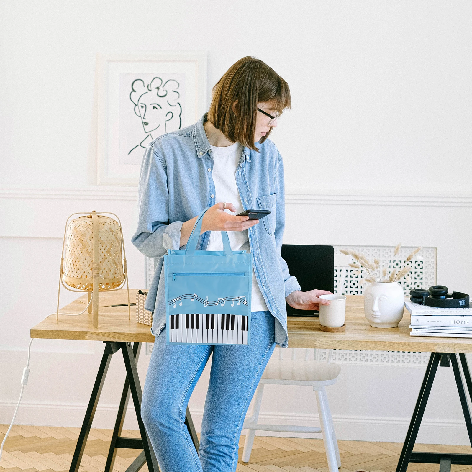 

Portable Tote Bag for Women Girls Music Note Design Large Capacity Music Books Storage Bag Lightweight with Handle Practical