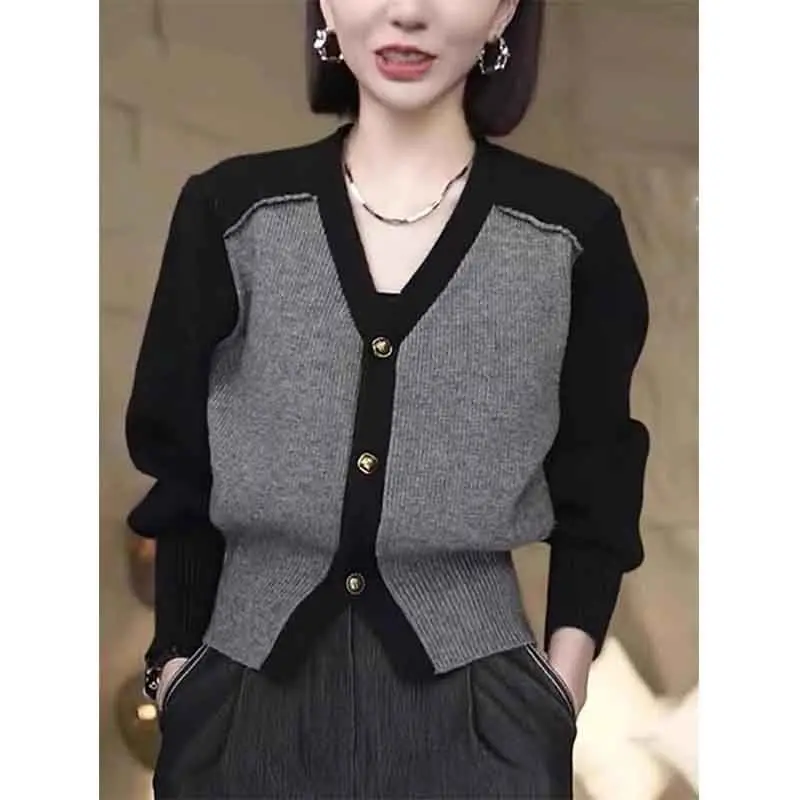 

Autumn Winter Fashion Patchwork V-neck Knitting Cardigan Coat Female Casual Korean Buttons Long Sleeve Sweater Women Clothes