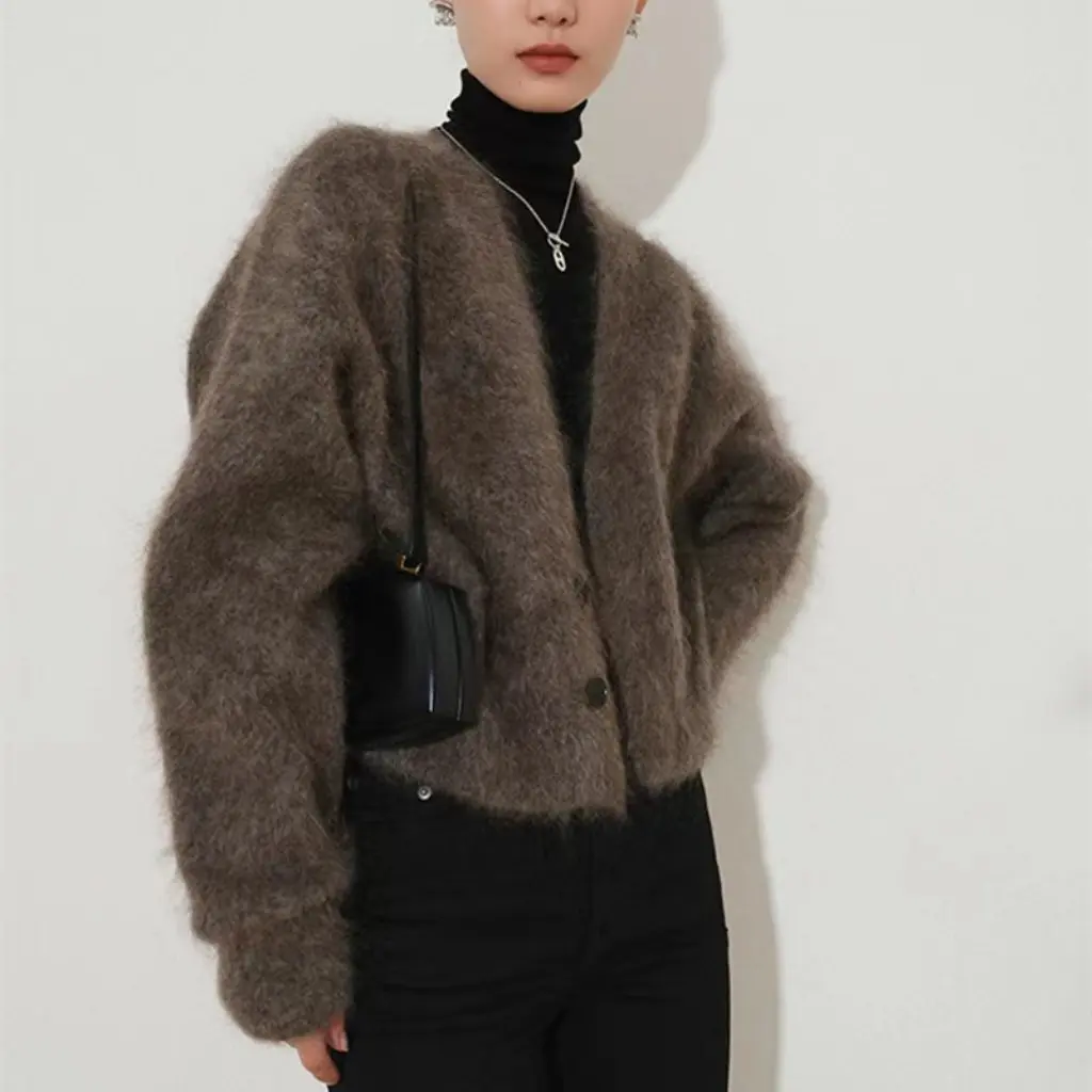 

Женский бархатный вязаный кардиган во французском стиле в стиле ретро из искусственной норки, короткий топ, верхняя одежда, высококачественный темпераментный осенний новый свитер