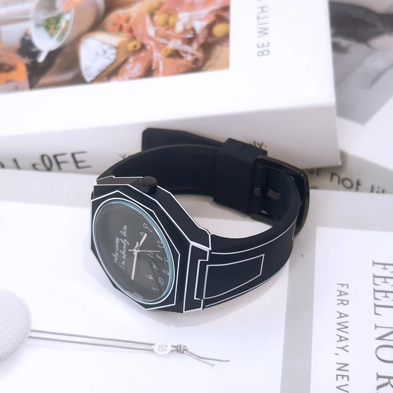 ساعة يد كوارتز إلكترونية رياضية للرجال، تصميم بسيط مستوحى من الرسوم المتحركة، إبزيم إغلاق خفيف الوزن للجنسين، ساعة للطلاب #4