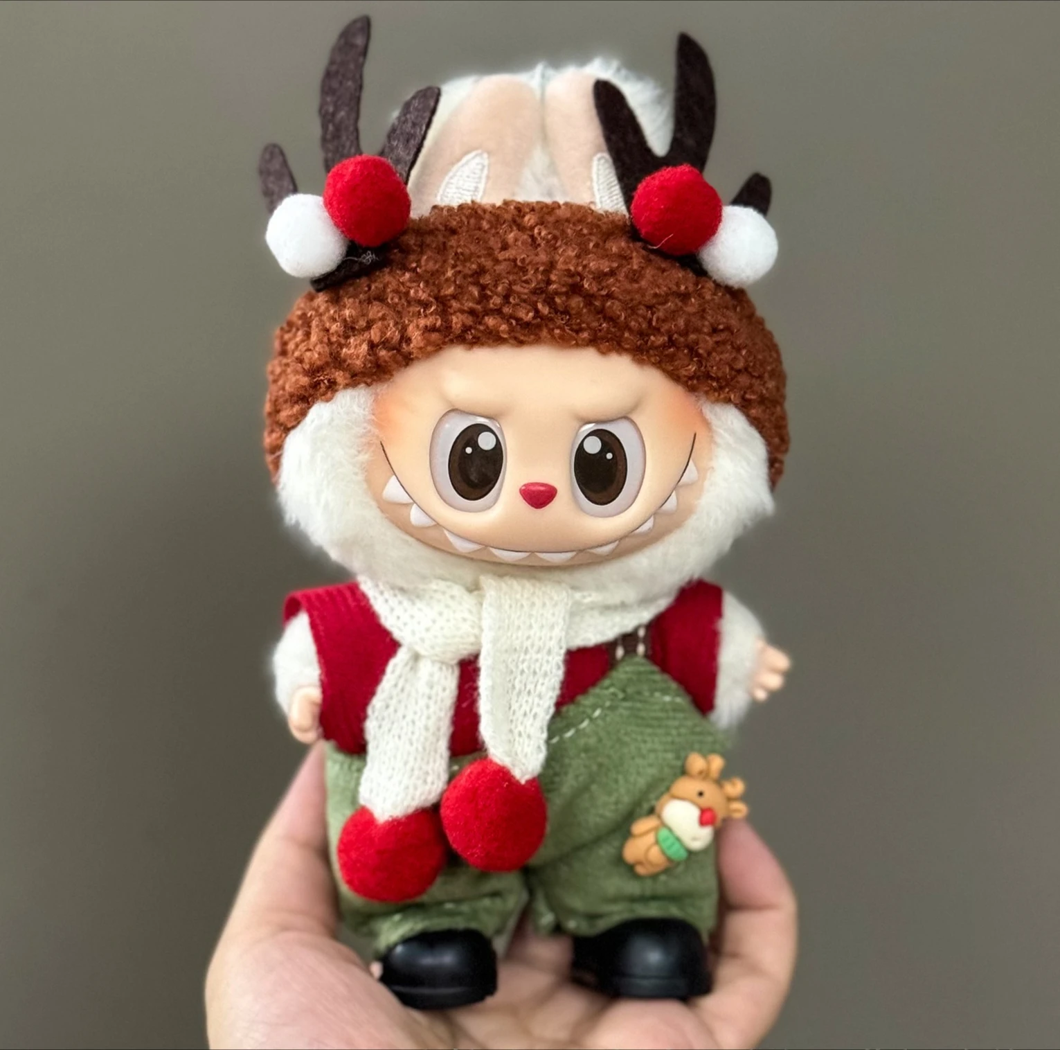 17 cm Labubu Pop Kerstkleding Set Feestelijke Kerstman Sneeuwpop Outfit Zachte Comfortabele Pop Kleding Hot