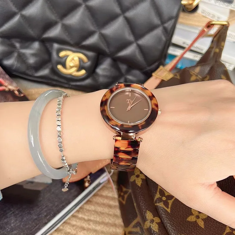 New light luxury elegant women's watch simple classic trend automatic waterproof quartz watch birthday gift