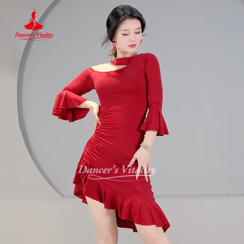 

Новинка 2026: Костюм для восточных танцев, женское платье для тренировок с открытыми плечами и рукавами-трубами, для танцовщиц.