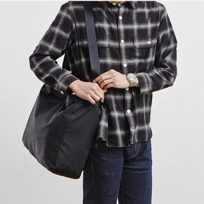 

2025 Large Capacity Fashion Portable Travel Nylon Large Leisure Diagonal Span Men's Outdoor Fitness Single Shoulder Storage Bag