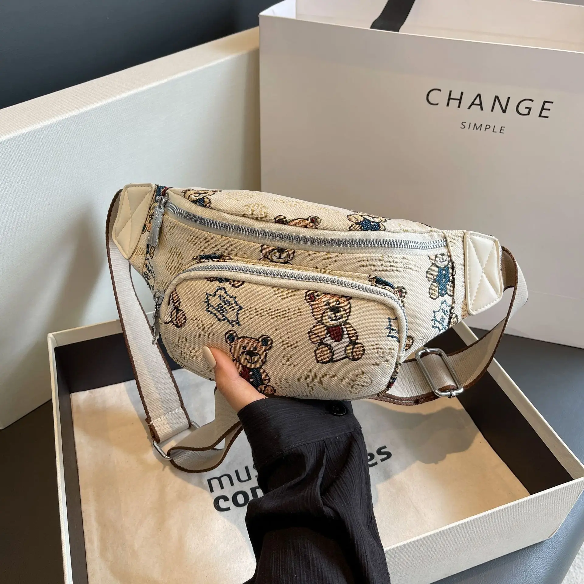 

2025 Новинка! Тенденция женской моды. Простая поясная сумка — текстурированная сумка-мессенджер для подмышек/плеч.