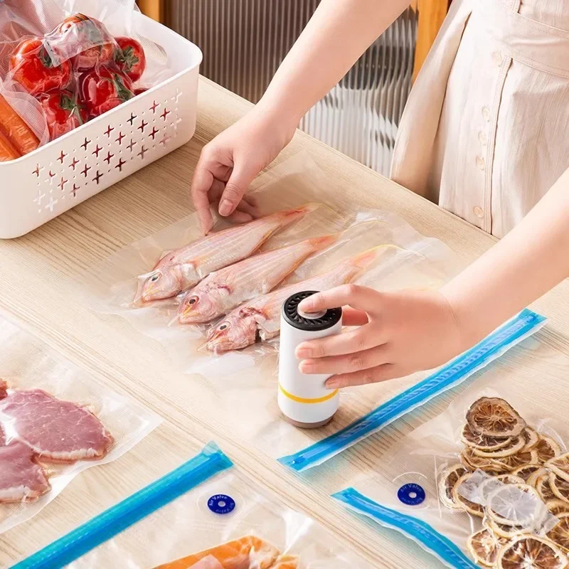 Portable USB Vacuum Sealer Machine Mini Handheld Electric Food Saver for Fresh Keeping Kitchen Storage Travel Bag Compression