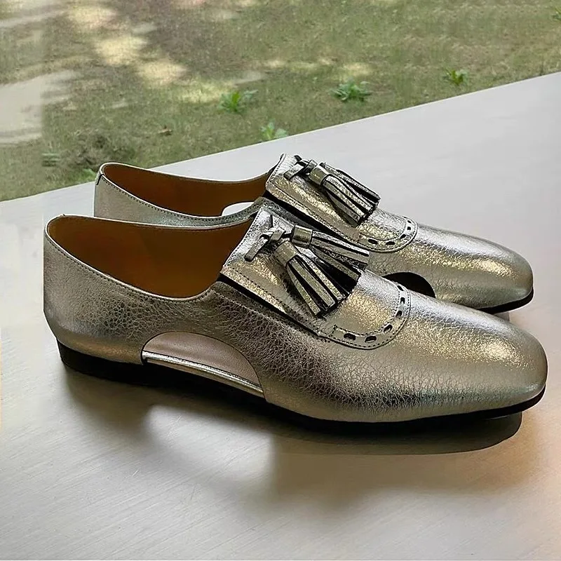 

Niche Silver Hollow Out Flowing Women's Autumn and Winter New Fashionable Flat Bottomed Small Leather Shoes Single Shoes