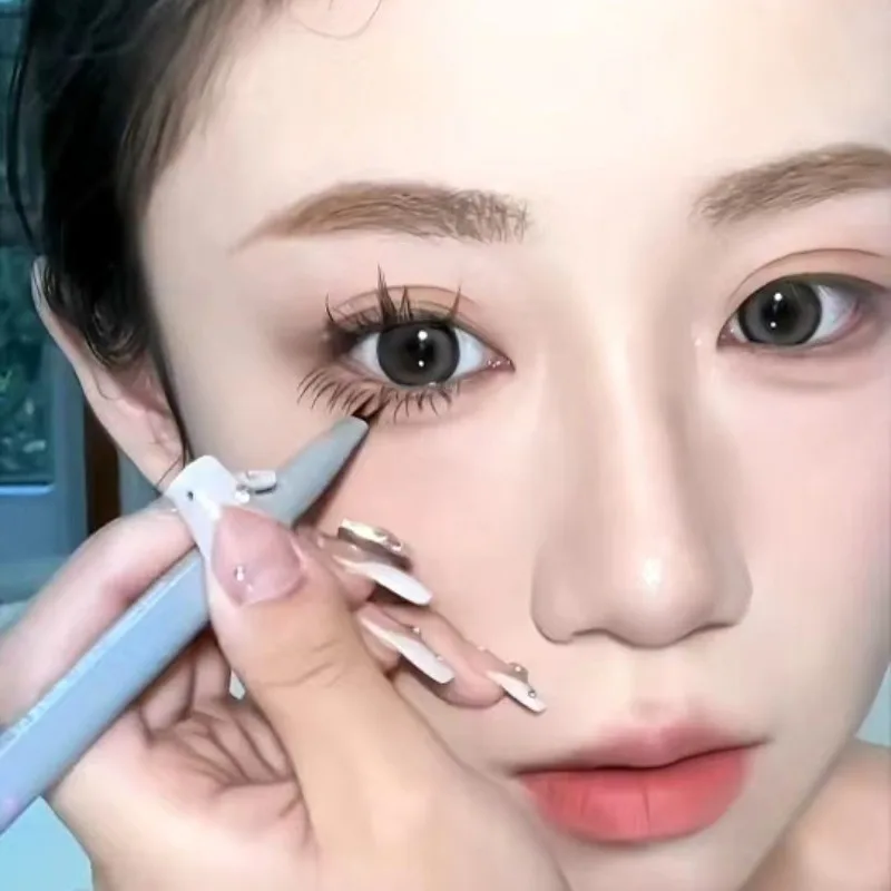 Dual Claw Mascara Professional Micro Fine Tip for Natural Defined Lashes Long Lasting Waterproof Formula for Daily Party Makeup