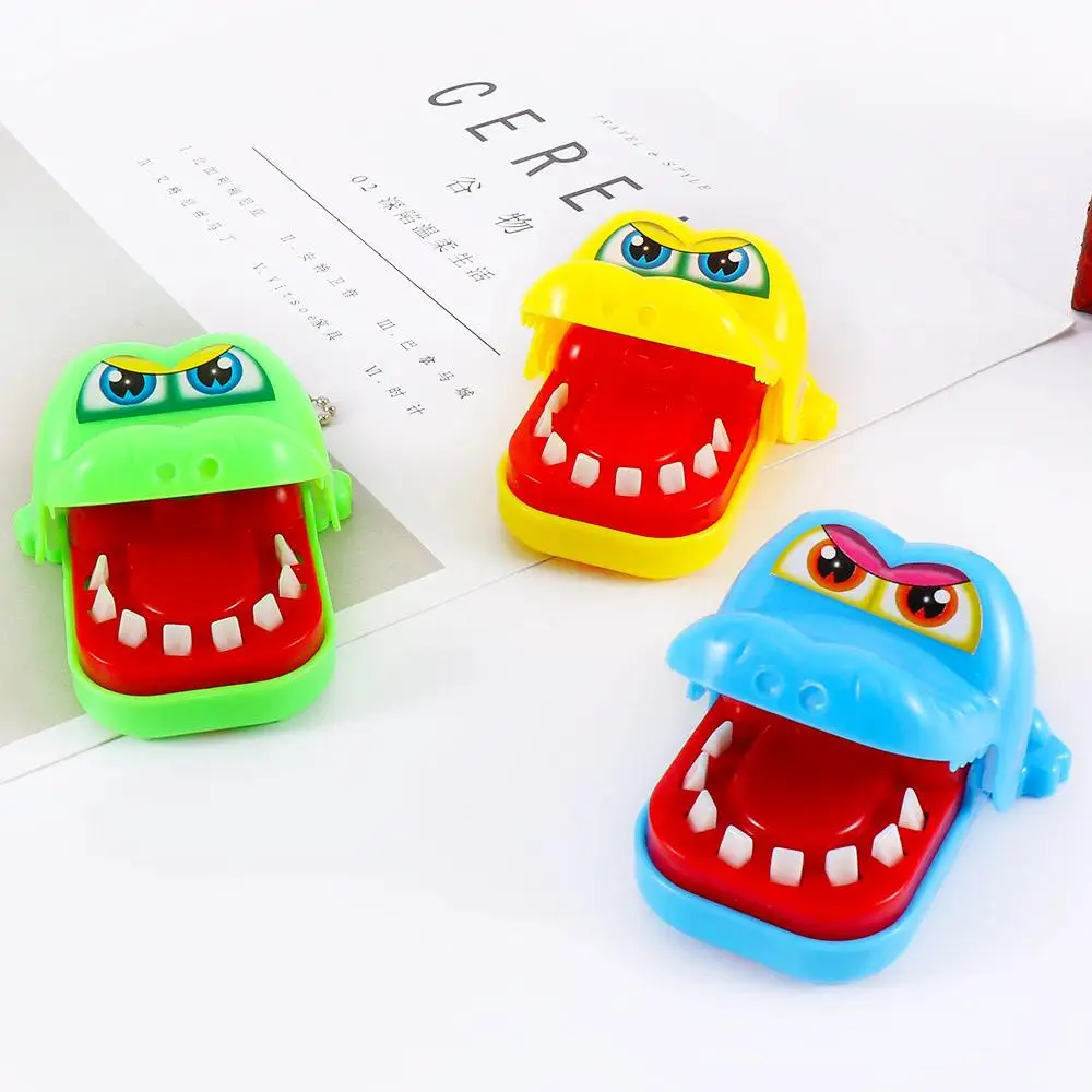 

New Small Size Crocodile Mouth Dentist Bite Finger Game Funny Gags Toy