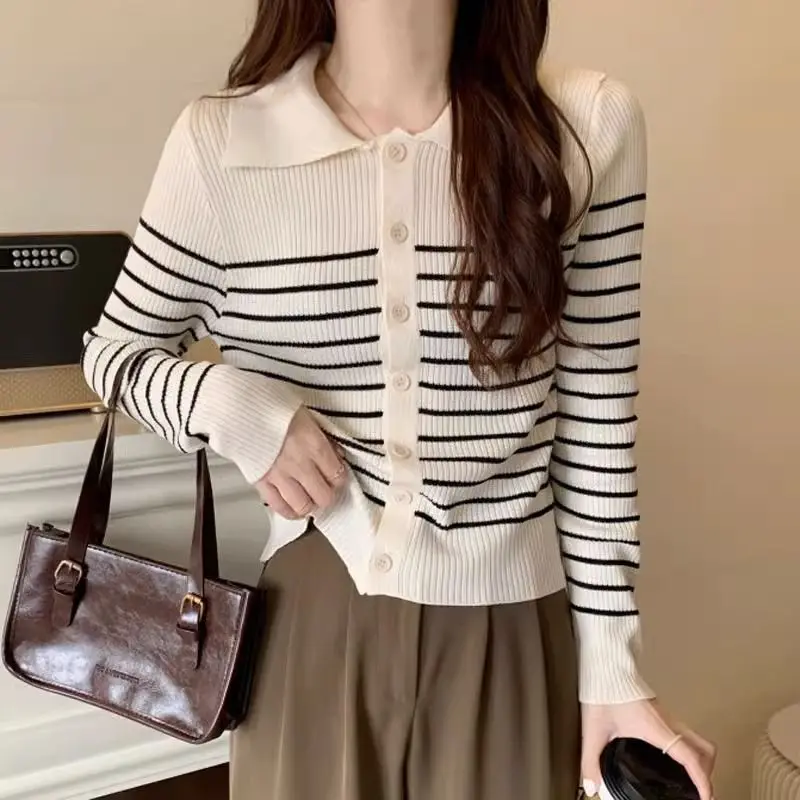 

Retro Striped Knitted Cardigan for Women Splicing Button Long-sleeved Polo Collar Top