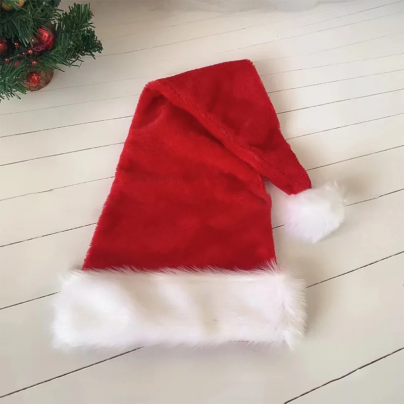 

Thick Plush Christmas Hat for Adults And Kids Warm Winter Cap Santa Claus Style Home Decor Xmas Gift Ideal for New Year
