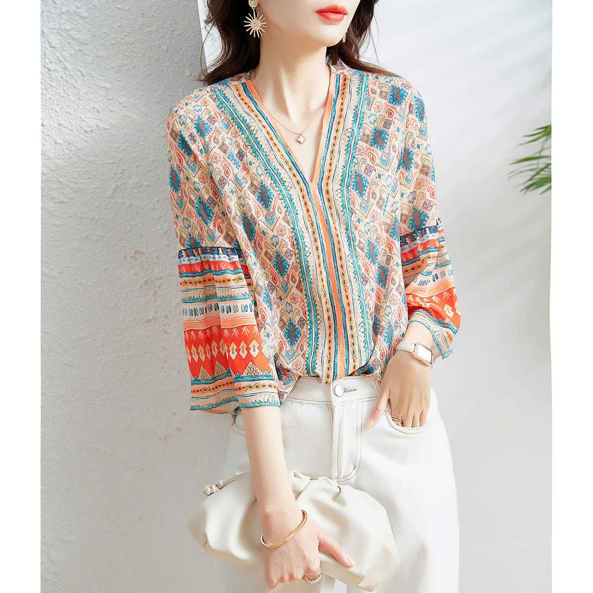 Woman Summer Vintage Style Chiffon Blouses Tops Lady Casual Hafl Flare Sleeve V-Neck Printed Blusas Tops ZZ1326