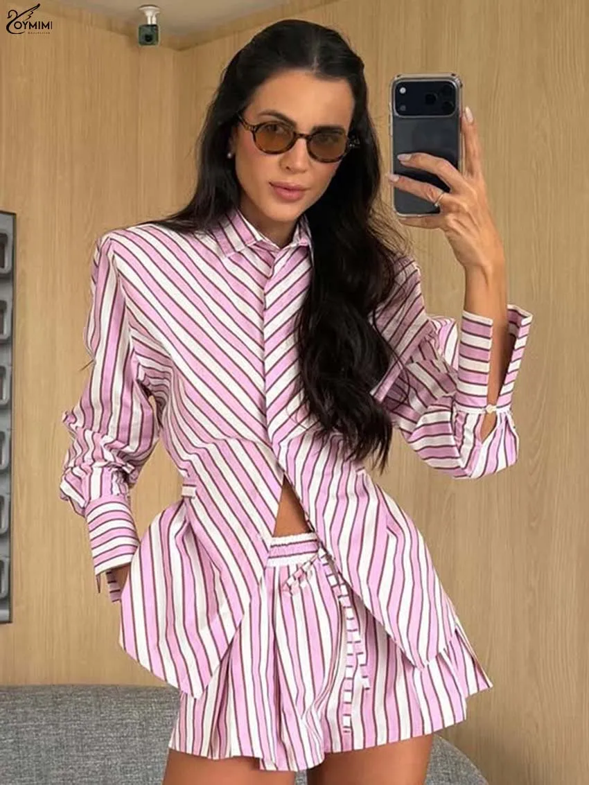 

Модный розовый комплект Oymimi с принтом для женщин: элегантная рубашка с длинными рукавами и лацканами, а также шорты с карманами на шнурке.