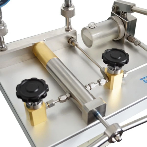 High Pressure Comparator, Hand Pump Pressure Calibrator