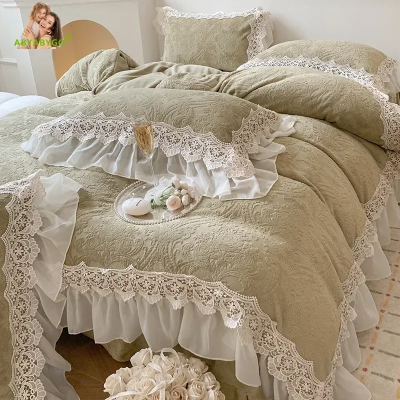 Winter Bedding Set Luxury French Double Layer Lace Ruffles Carved Velvet Duvet Cover Set Plush Quilt Cover Bed Sheet Pillowcase