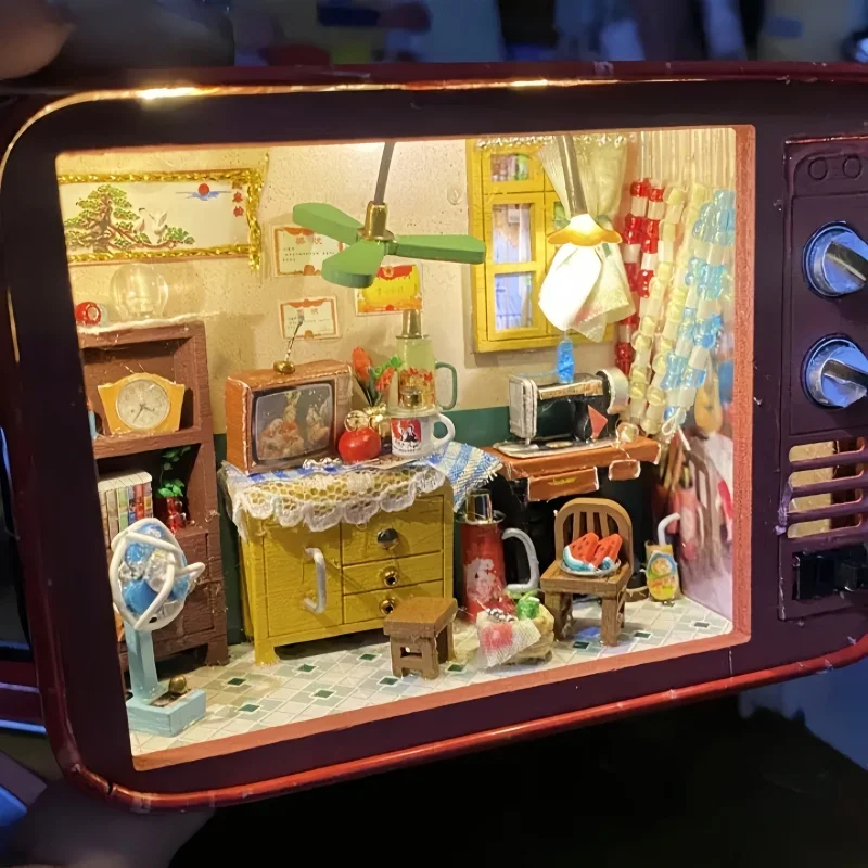 Kit de casa de muñecas en miniatura, caja de TV, muebles de teatro para muñecas, casa pequeña de madera, caja de habitación para niños, juguetes, regalo de cumpleaños