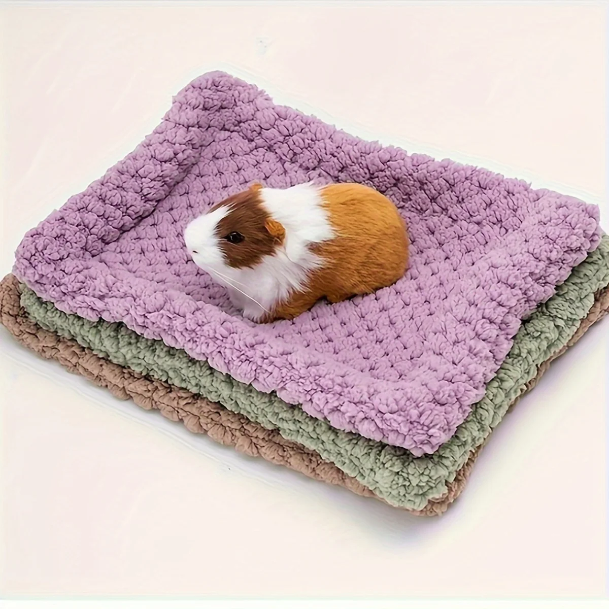 1 Piece, Random Color and Style, Shipped with Cushion, Small Pet Hedgehog Winter Warming Pad, Squirrel Rabbit Thickened Nest Blanket