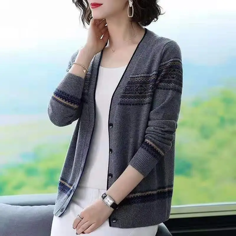 Knitting Cardigan Coat Female 2024 Autumn Winter New Women Clothing Loose V-neck Top Tee Ladies All-match Striped Sweater Tops