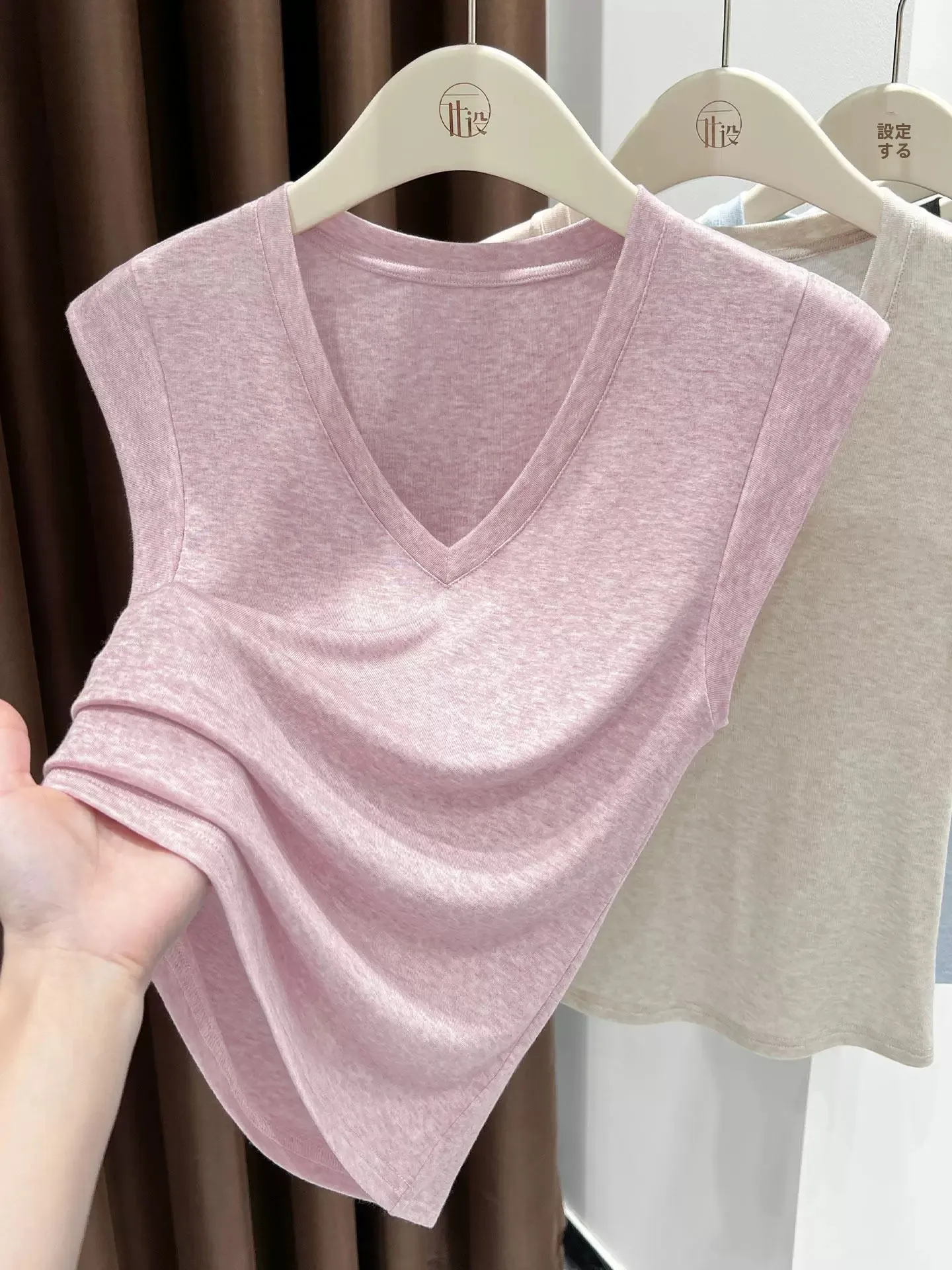 Women's V-Neck Sleeveless T-Shirt Slim Fit Versatile Summer New Style Commute Style Regular Thickness Pure Color