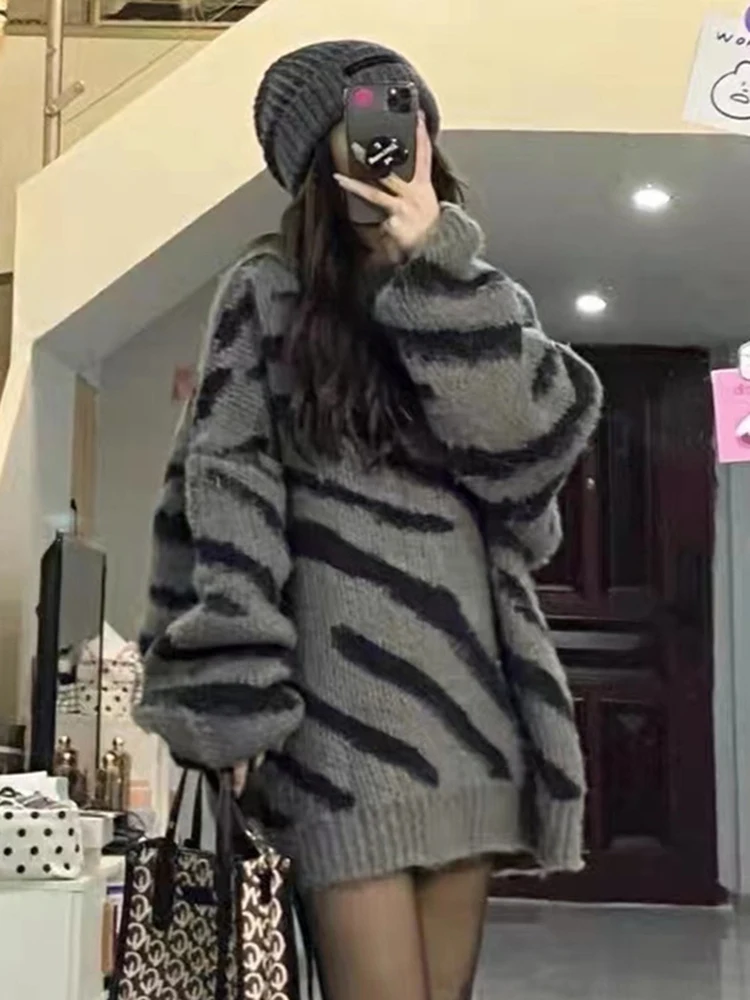 Women's Knitted Cashmere Long Sleeve Sweater Mid-Length Bottomless Base Layer Top Trendy Early Autumn Commute Style